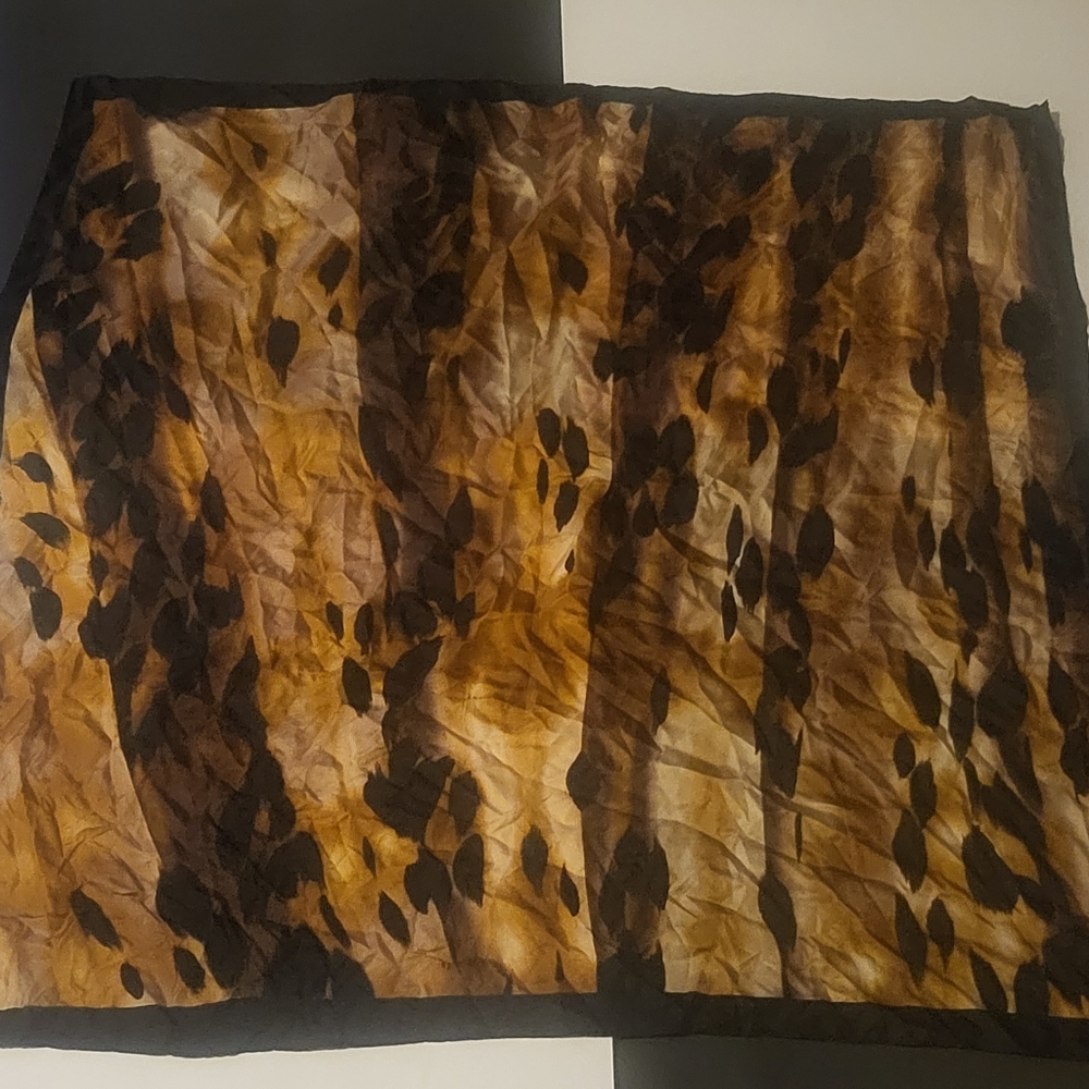 100% Silk Nicole Miller Abstract Print Scarf